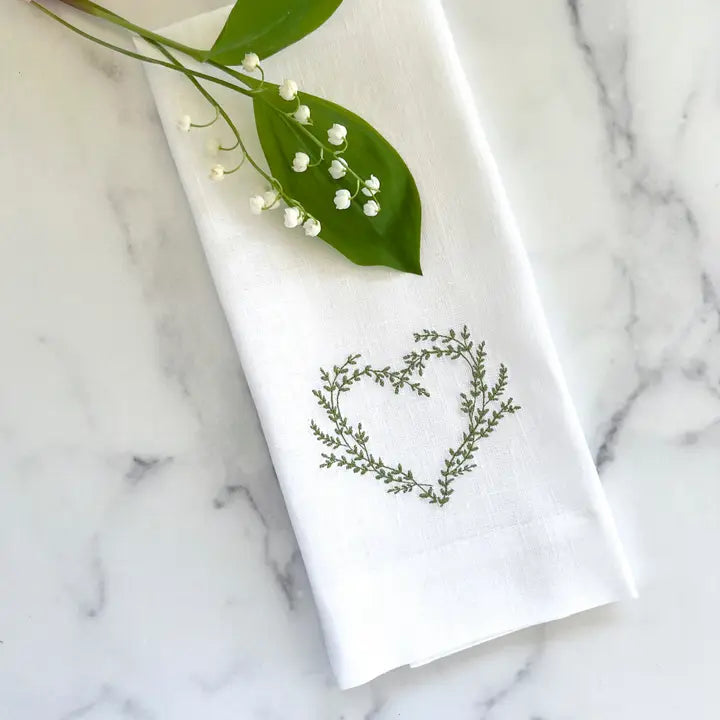 Arte Italica & Crown Linen Designs
